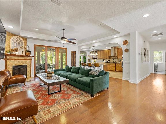 5th image of 1929 GROVE BLUFF Circle E