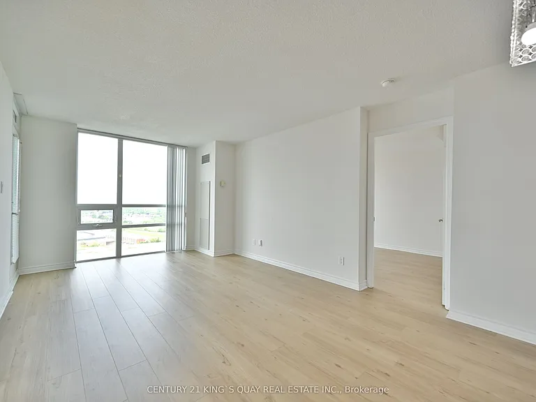 88 Grangeway Ave #2205 — Photo 12