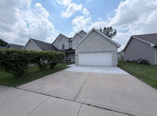 1565 E Patmore St, Diamond, IL 60416