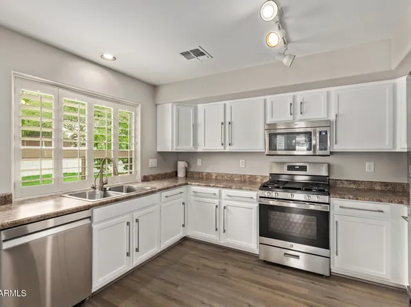 2438 W VIA DONA Road, Phoenix, AZ 85085