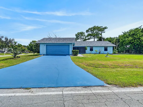 2402 SW SUMMIT Street, Port St Lucie, FL 34984