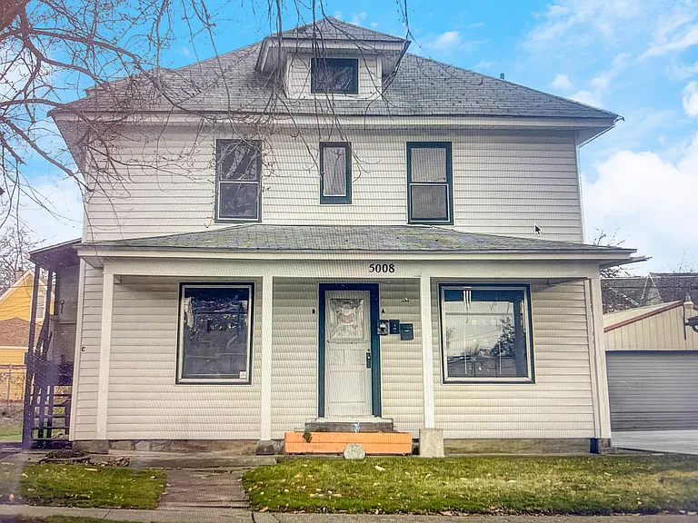 5008 N Nelson St — Photo 1