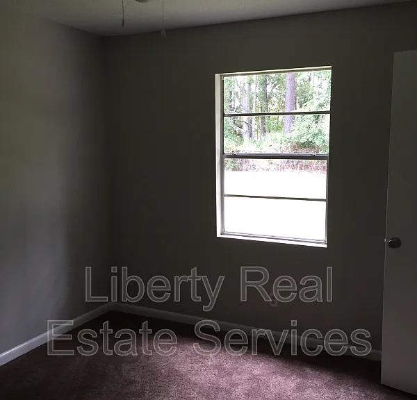 638 Fleming Rd — Photo 7
