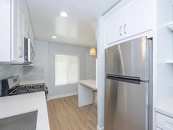 5th image of 418 N Broadway #418.3