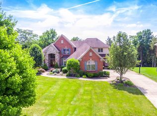 6702 Sandy Shores Dr, Loveland, OH 45140