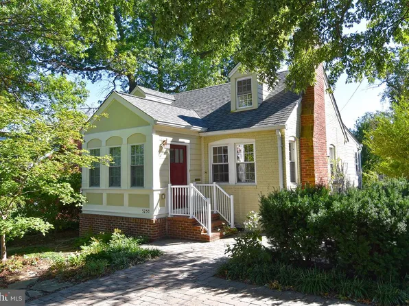 5250 26th St N, Arlington, VA 22207