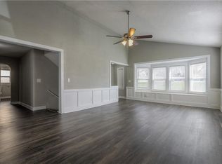 132 N Home Ave, Independence, MO 64053