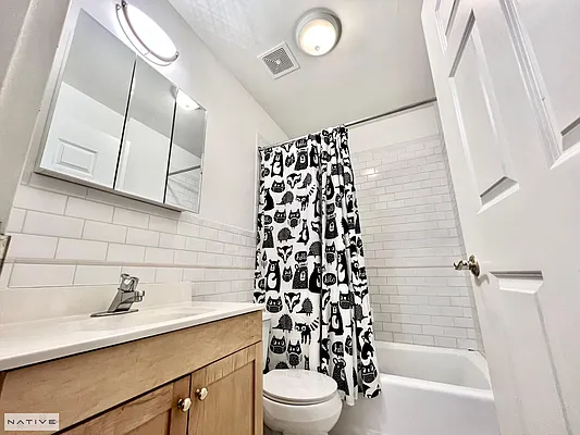 Rented by Native Real Estate LLC | media 5