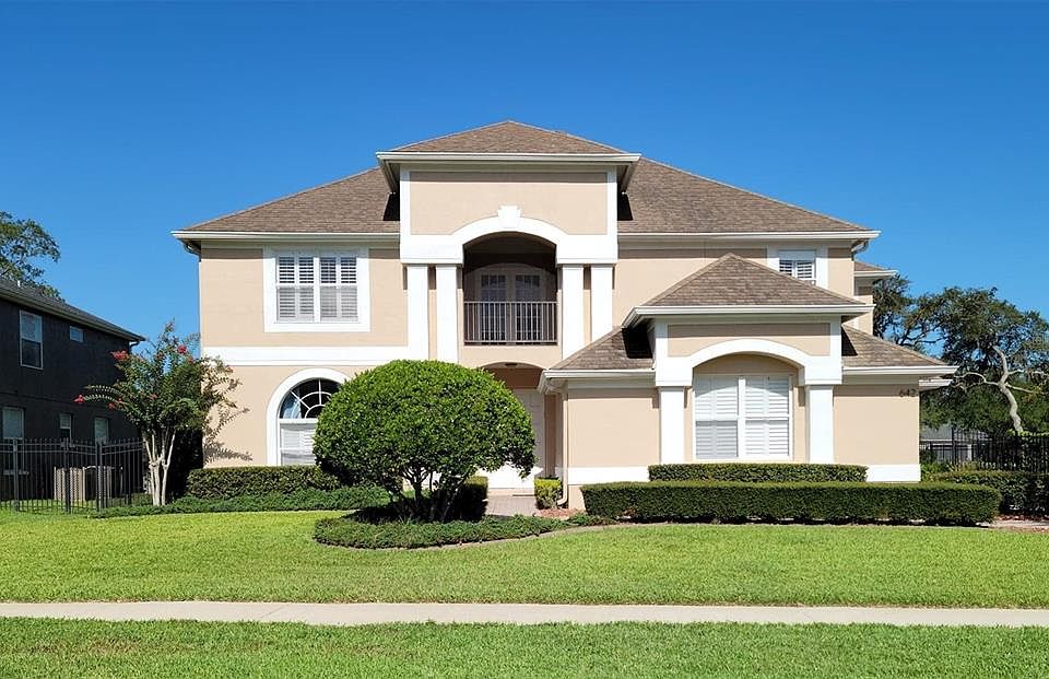 1st image of 642 Park Forest Ct