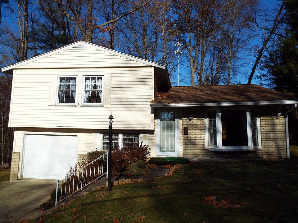 1st image of 97 Applewood Valley Dr