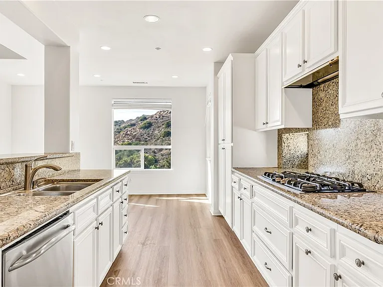 18945 Northern Dancer Ln — Photo 13