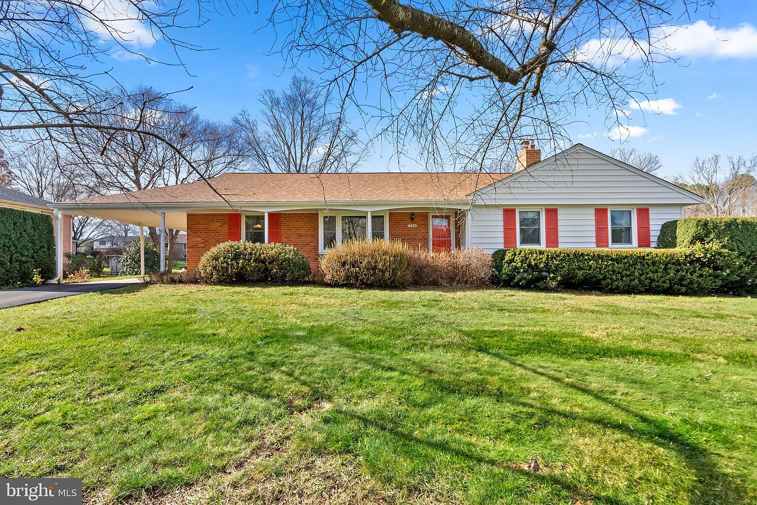 17644 Prince Edward Dr photo 1