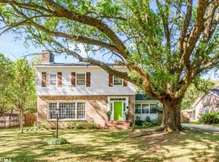 2759 N Fontainebleau Dr, Mobile, AL 36606