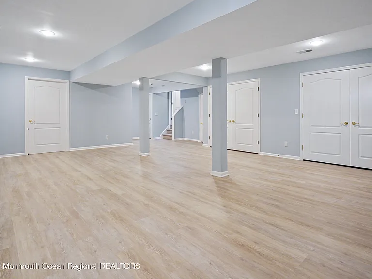 194 Pelican Ct — Photo 48