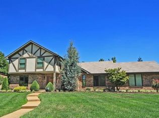 10705 Burrow Dr, Saint Louis, MO