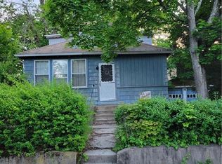 12 Van Ausdall St, Providence, RI 02909