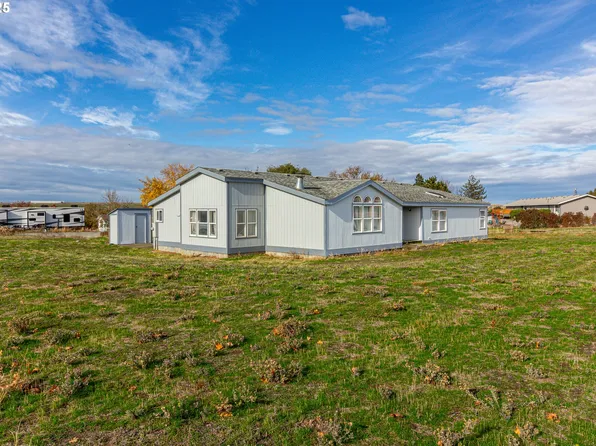 30683 Spring Ct, Hermiston, OR 97838