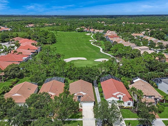 3rd image of 7136 SE Twin Oaks Circle