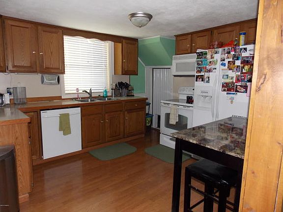 4th image of 1652 Solon St NE