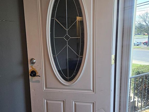 3rd image of 2345 Iverson St