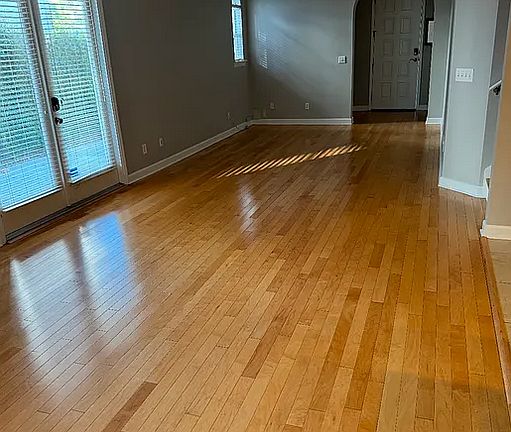 2nd image of 409 S Westland Ave APT 2