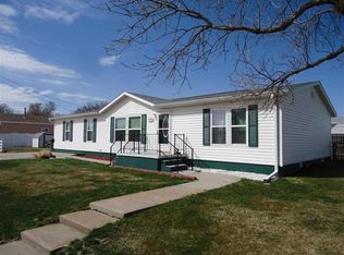 1106 W 13th St, Mccook, NE 69001