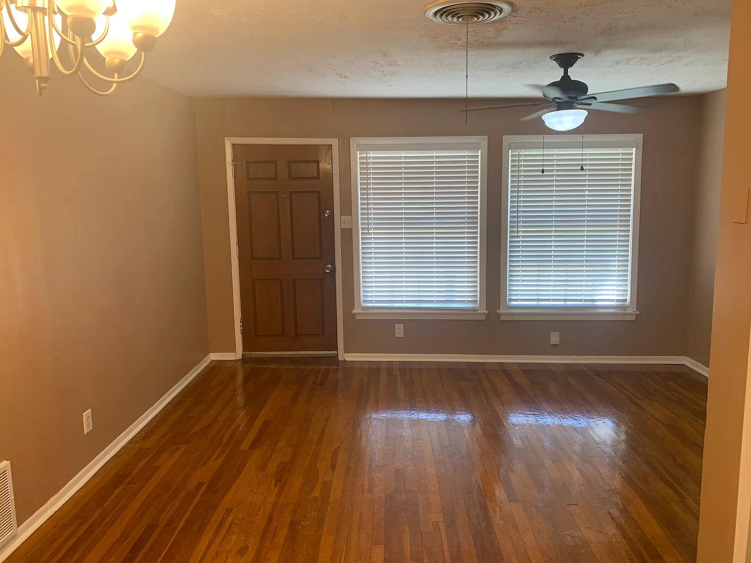 4404 Standish Rd — Photo 4