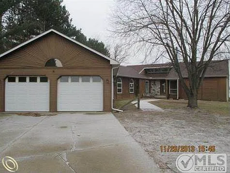3159 E Shore Dr photo 1