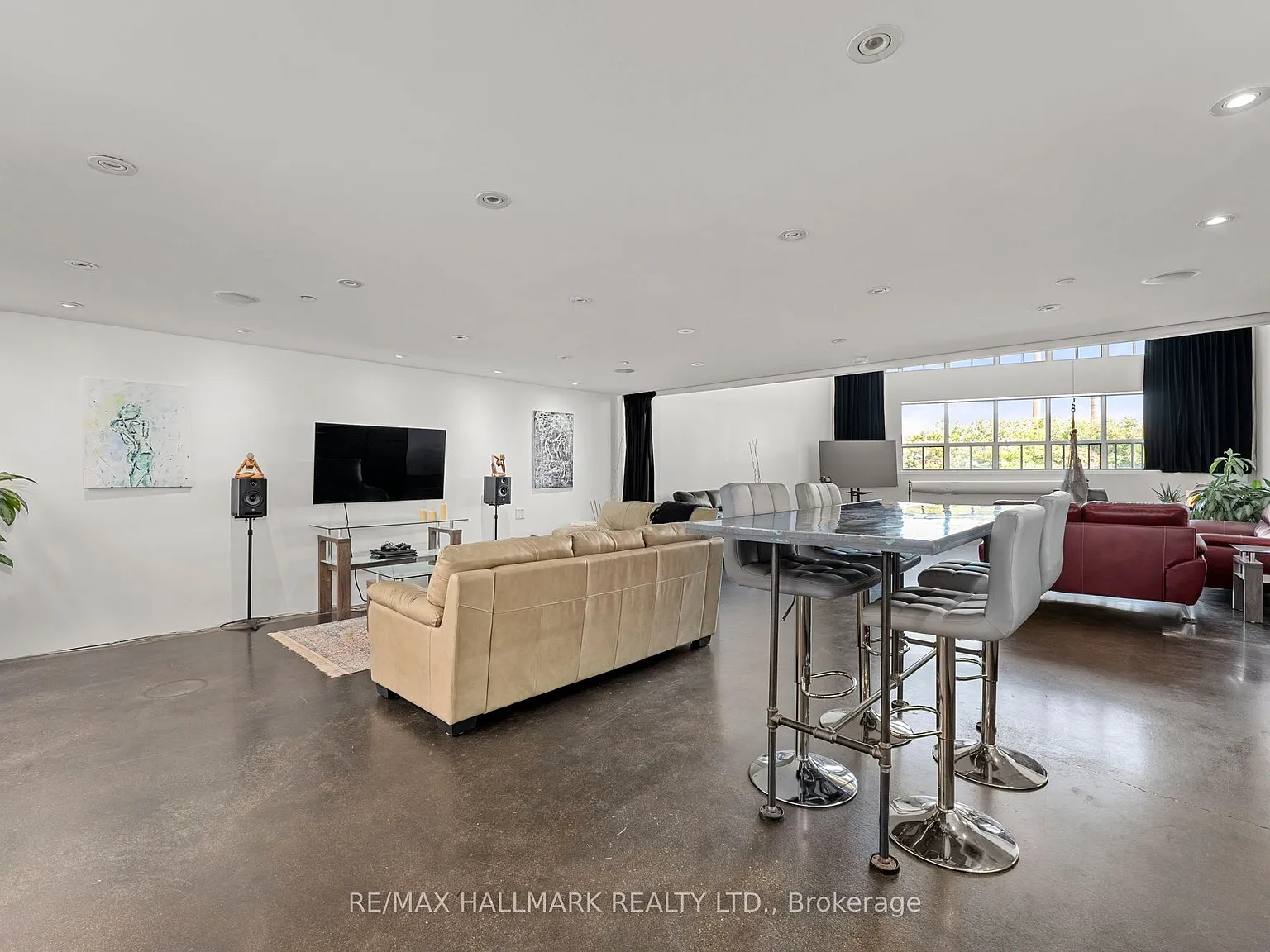 2 bed, $6,200 — Photo 3