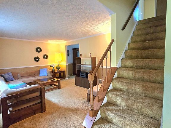 4th image of 8086 Priestley Dr