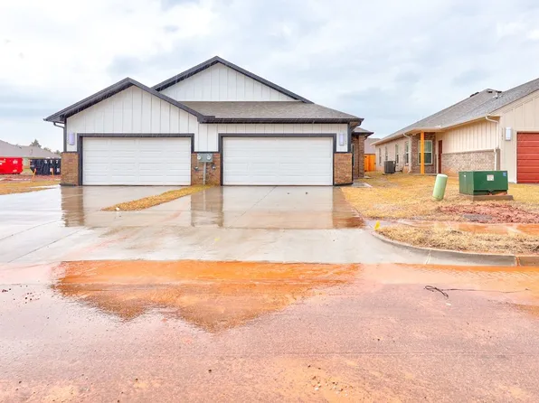 1129 Carpe Diem Ct, Edmond, OK 73003