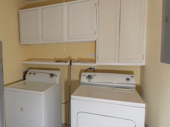 3rd image of 129 S Orchard Dr #1