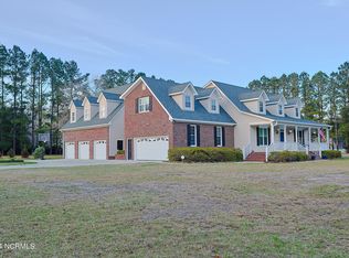 229 Mare Pond Pl, Hampstead, NC 28443