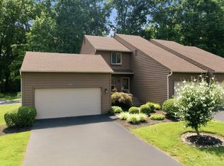 5317 Hickory Trail Ln, Cincinnati, OH 45242