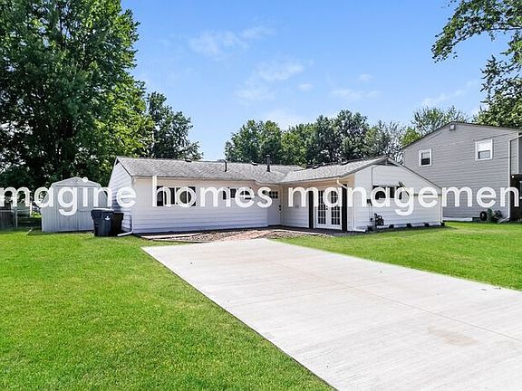 2nd image of 34111 Bainbridge Rd