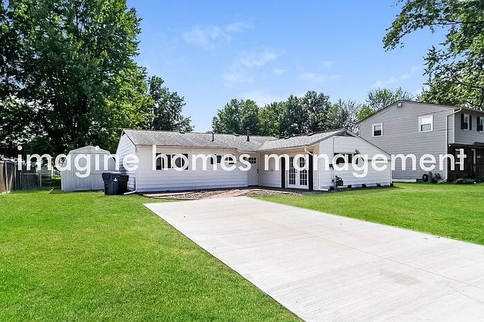 34111 Bainbridge Rd — Photo 2