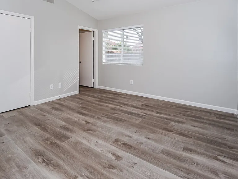 2407 Tropical Sands Ave — Photo 8