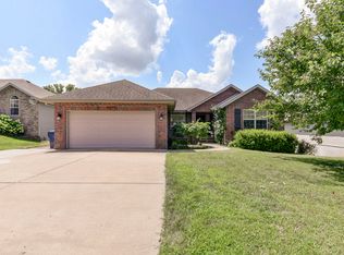 2728 W Garton Rd, Ozark, MO 65721