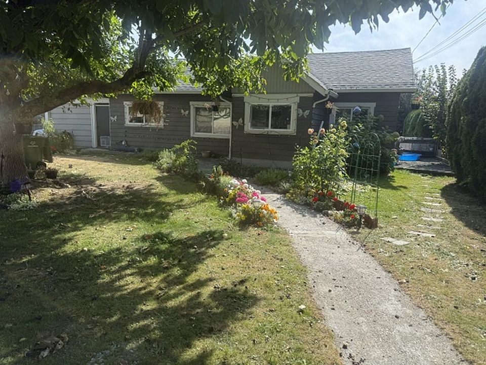 1st image of 46612 Maple Ave