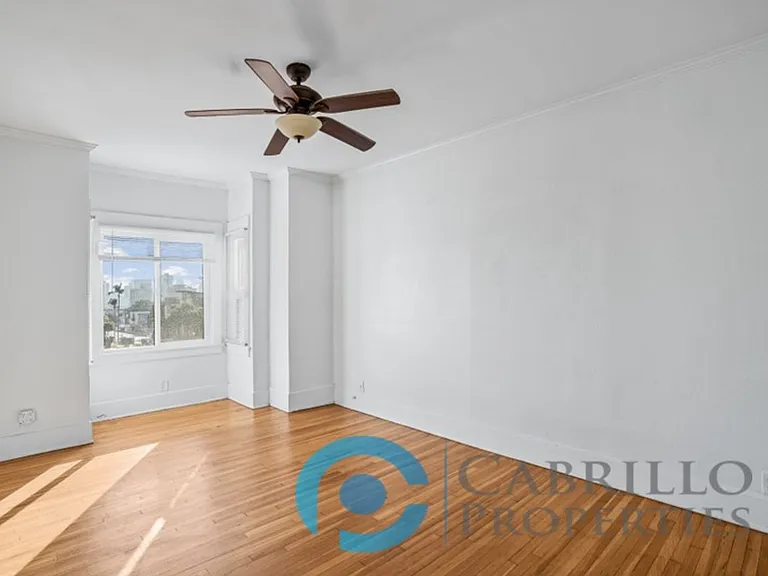 Casa Blanca Apartments — Photo 20