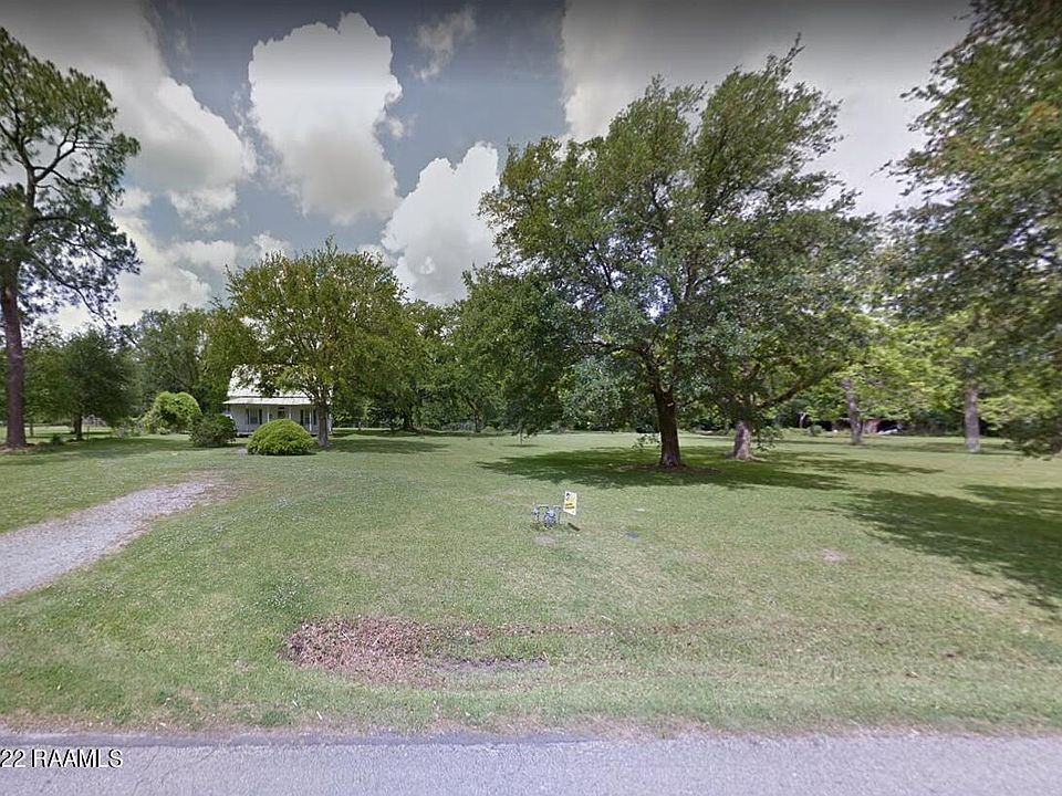 1st image of 607 Picard Rd