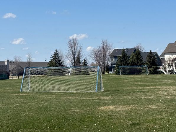 11474 W Laketowne Dr, Albertville, MN 55301