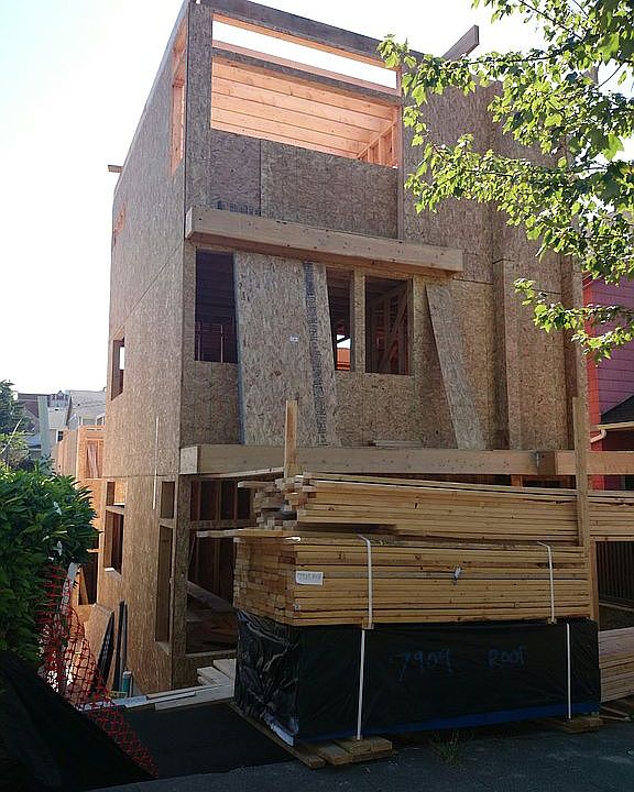 1st image of 410 21st Ave APT B