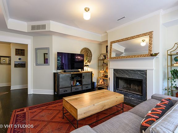 4th image of 811 W Buena Ave #2W