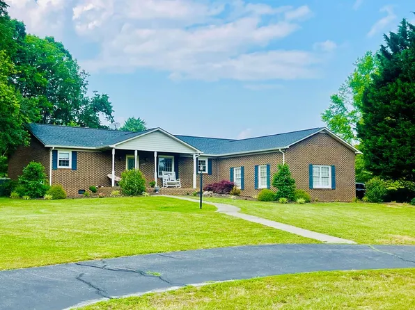 301 Samuel Rd, Danville, VA 24540