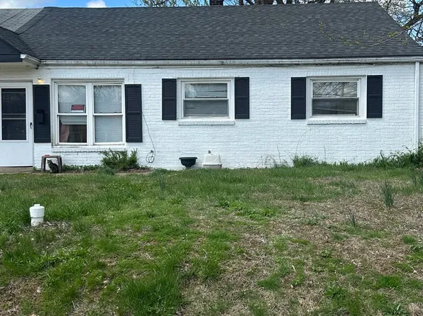33 Dallas Rd, New Castle, DE 19720