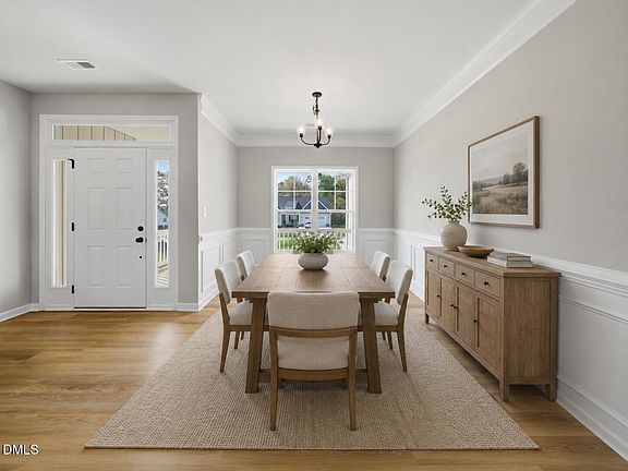 3rd image of 9326 Bear Run Ln