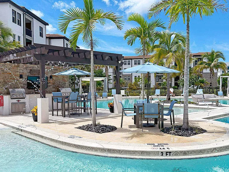 Legacy Naples Apartments — Photo 36