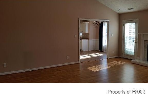 4th image of 113 Van Buren Dr