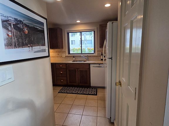 4th image of 37 Whaleback Road #1&2